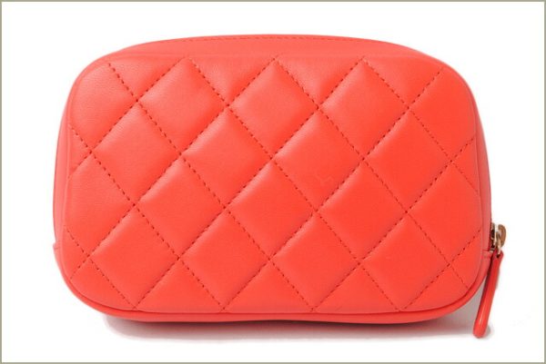 c 18 045 2 CHANEL Clutch Bag Lambskin Coral