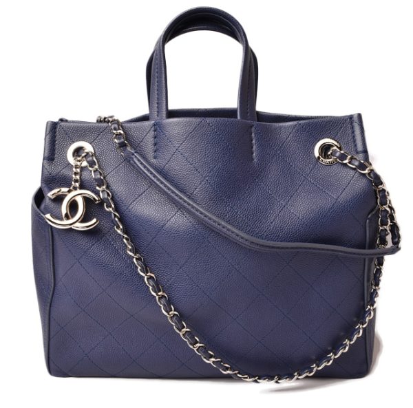 c 18 081 1 CHANEL Tote Bag Quilted Blue