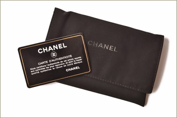 c 18 096 6 CHANEL Card Case Black Gunmetal