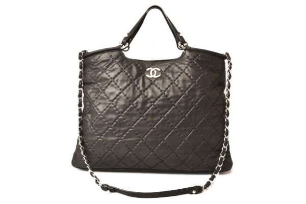 c 18 098 3 CHANEL Tote Bag Metallic Black