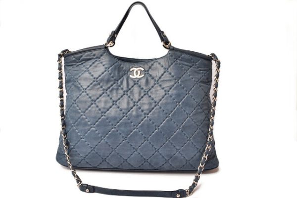 c 18 099 3 Chanel Shoulder Bag Chain Bag Metallic Calf Quilted Stitch Blue