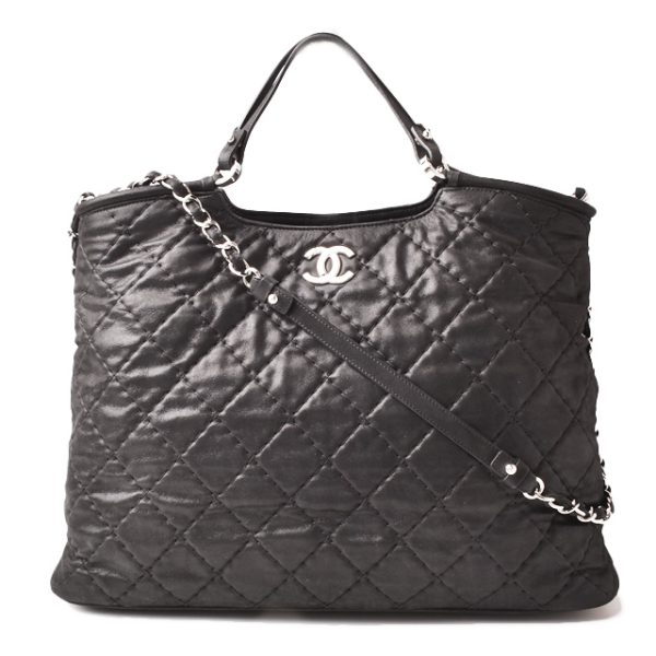 c 18 104 1 CHANEL Tote Bag Metallic Black