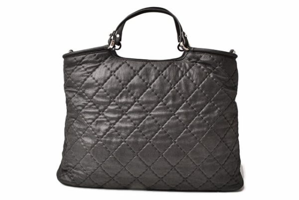 c 18 104 3 CHANEL Tote Bag Metallic Black