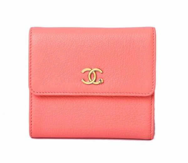 c 19 056 1 CHANEL 3 FWallet Coral Pink