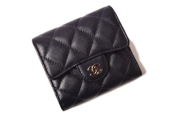 c 19 p0820 4 2 CHANEL Small Flap Wallet Caviar Blue