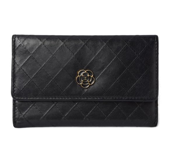 c 200915 12 1 CHANEL Card Case Camellia Black