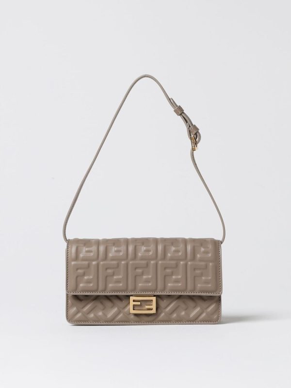 cccd662408c85aa gi 1 Fendi Beige Bag