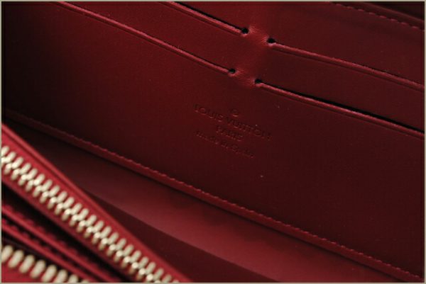 co l 0423 5 Louis Vuitton Zippy Wallet Vernis Red