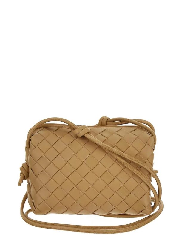 d47955d8a8ea222 ia 3 Bottega Veneta Spring Summer Bag