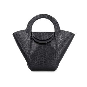 da7505f21a93df6 ia 1 Louis Vuitton My Lock Me Chain Shoulder Bag