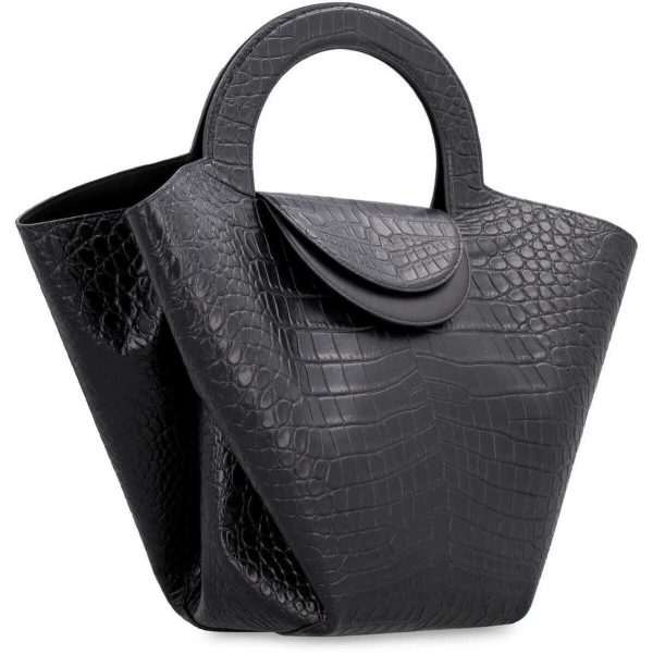 da7505f21a93df6 ia 3 Bottega Veneta Fall Winter Tote Bag Black