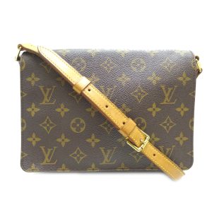 dh64088 11 Louis Vuitton Galliera PM Monogram