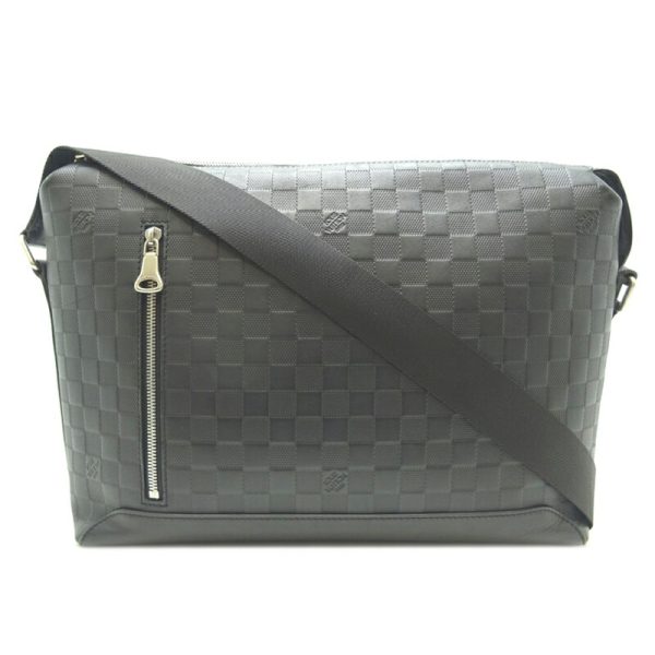 dh64697 1 Louis Vuitton Discovery MM Damier Infini Shoulder Bag Black