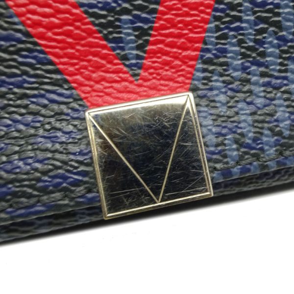 dh67633 8 Louis Vuitton District PM Damier Cobalt Shoulder Bag Blue