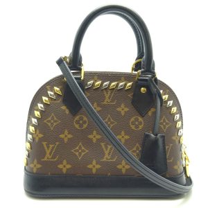 dh67636 1 Louis Vuitton Monogram Musette Tango Short Brown