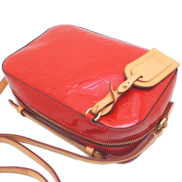 dh68773 04 Louis Vuitton Vernis Santa Monica Shoulder Bag Red