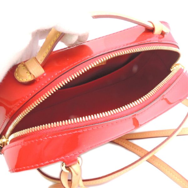 dh68773 06 Louis Vuitton Vernis Santa Monica Shoulder Bag Red