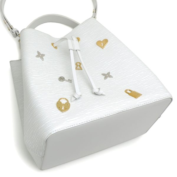 dh69540 3 Louis Vuitton Love Lock Neonoe Mm Epi Shoulder Bag White