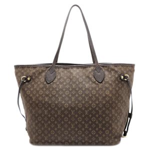 dh69588 01 Gucci Soho Shoulder Bag