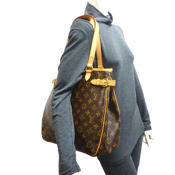 dh69941 10 Louis Vuitton Batignolles Monogram Shoulder Bag Brown