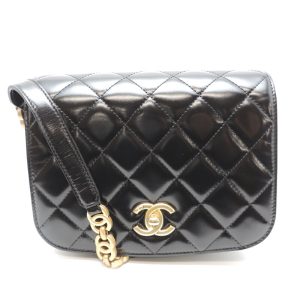 dh71759 1 Chanel Matelasse Turnlock Handbag Black