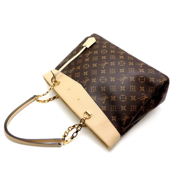 dh74428 3 Louis Vuitton Pallas Shopper Chain Monogram Shoulder Bag Beige