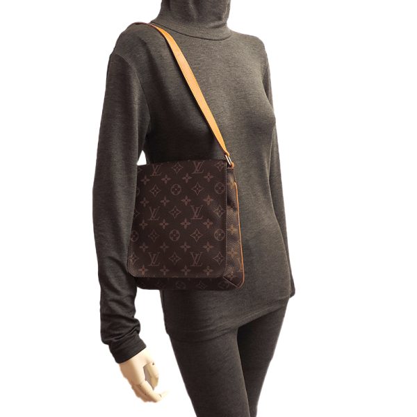 dh79782 9 Louis Vuitton Musette Salsa Short Monogram Shoulder Bag Brown