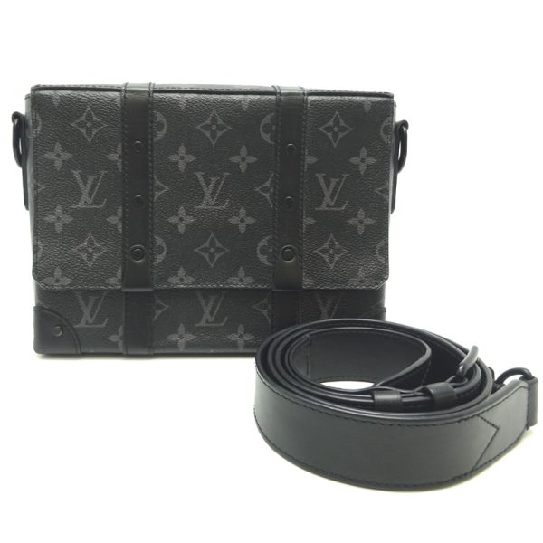 dh79896 1 Louis Vuitton Trunk Messenger PM Shoulder Bag Black