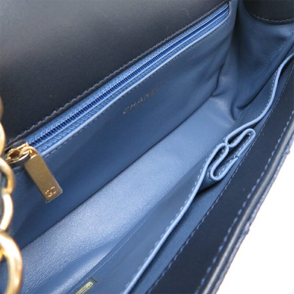 dh79966 6 Chanel CC Filigree Chain Caviar Skin Shoulder Bag Blue