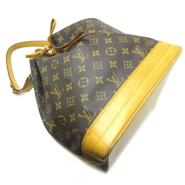 dh79981 3 Louis Vuitton Noe Monogram Shoulder Bag Brown