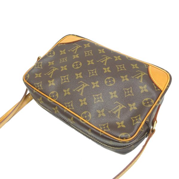 dh80560 4 Louis Vuitton Trocadero 27 Monogram Shoulder Bag Brown