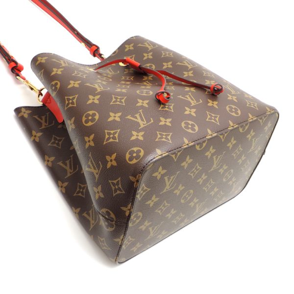 dh81123 3 Louis Vuitton Neo Noe Monogram Shoulder Bag Brown