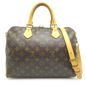 dh82245 1 Louis Vuitton Fondation tote bag