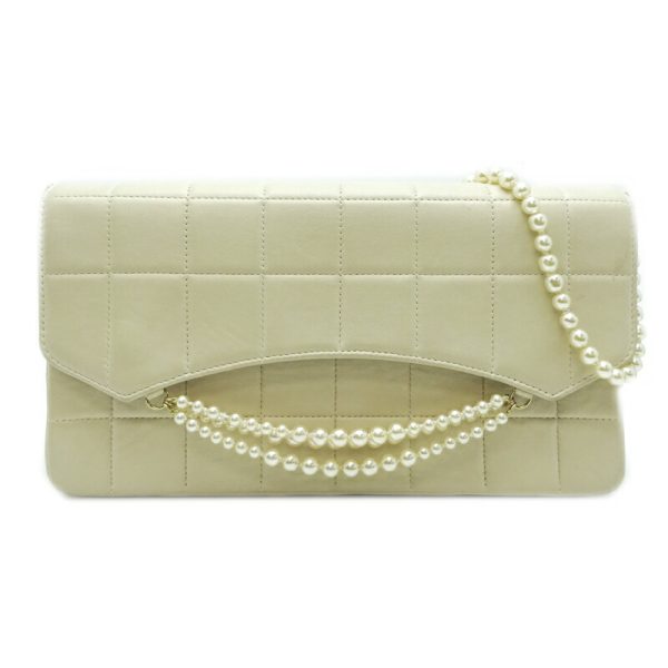 dh82355 1 Chanel Chocolate Bar Pearl Chain Lambskin Shoulder Bag Beige