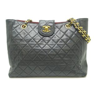 dh82505 1 Chanel Camellia Clutch Bag Black