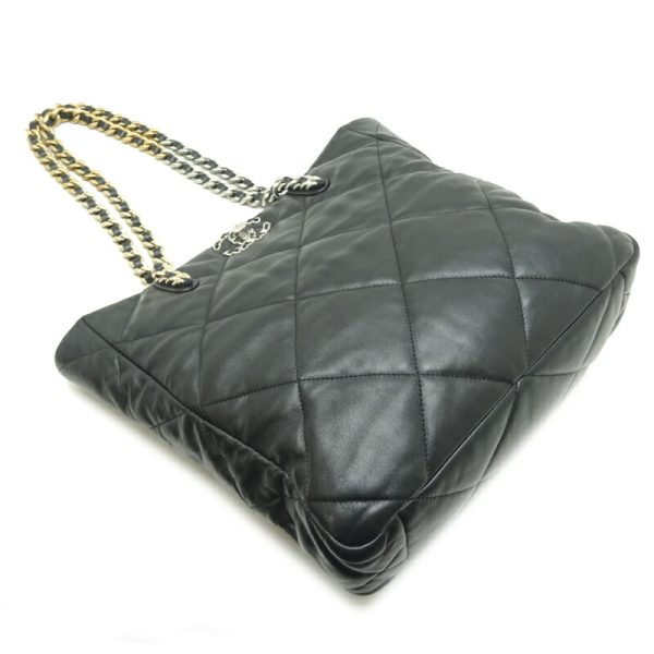 dh82889 3 Chanel Chanel 19 Chain Lambskin Shoulder Bag Black