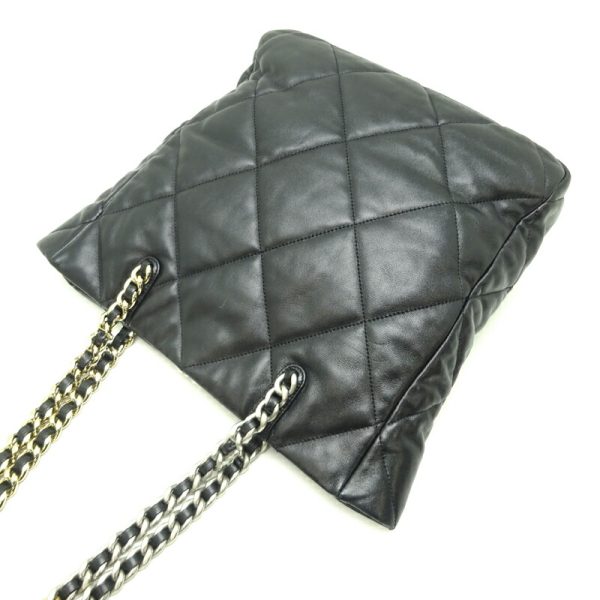 dh82889 4 Chanel Chanel 19 Chain Lambskin Shoulder Bag Black