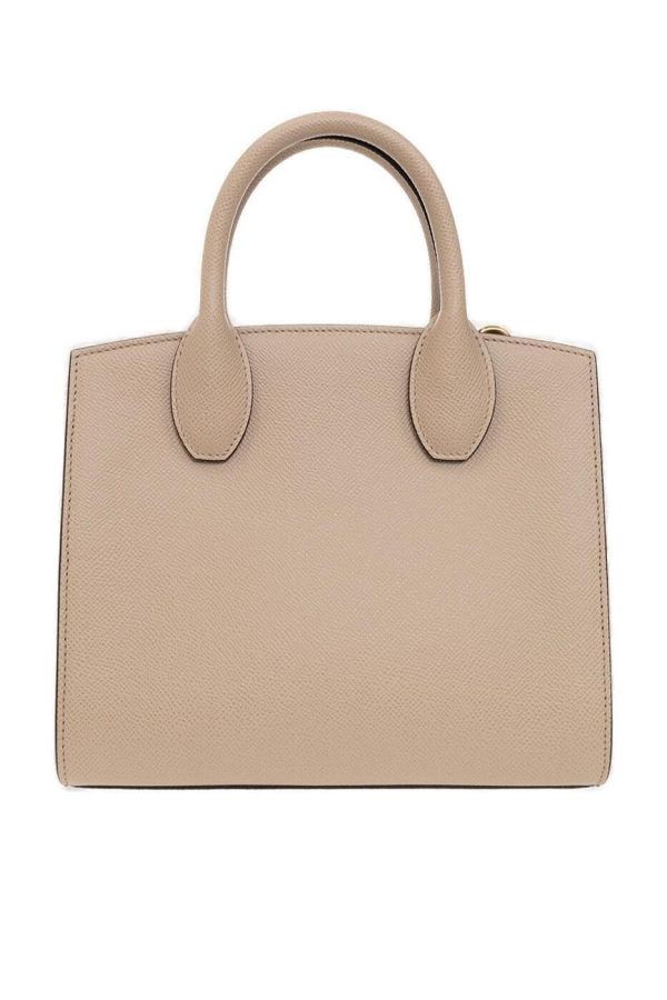 f069d6b9f894ed6 ia 2 Ferragamo Daino Tote Bag Beige