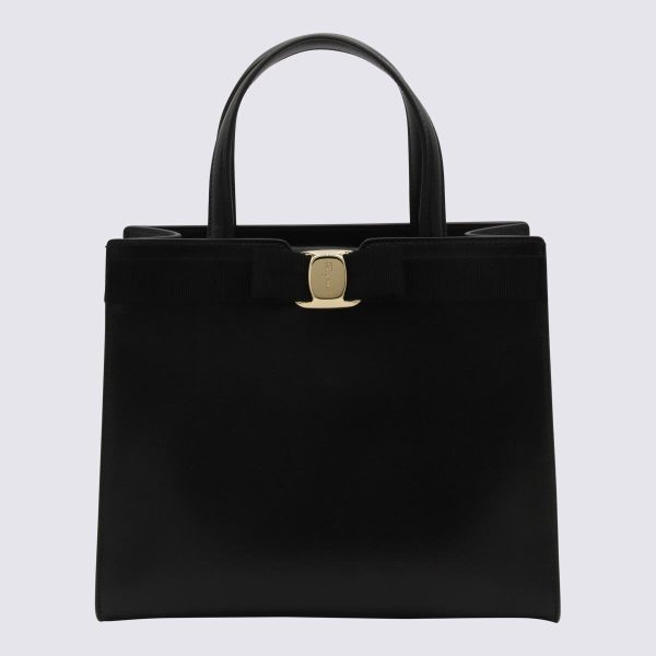 f7588a776b2f533 ia 2 Ferragamo Tote Bag Black