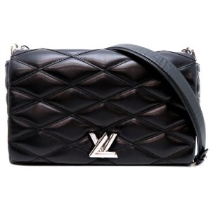 fdh80148 1 Louis Vuitton Trotter Bag Monogram