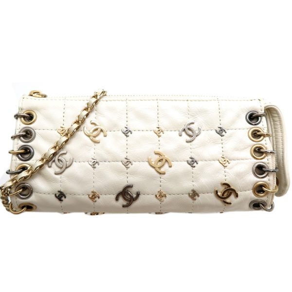 fdh82474 1 Chanel Chain Pouch Ivory