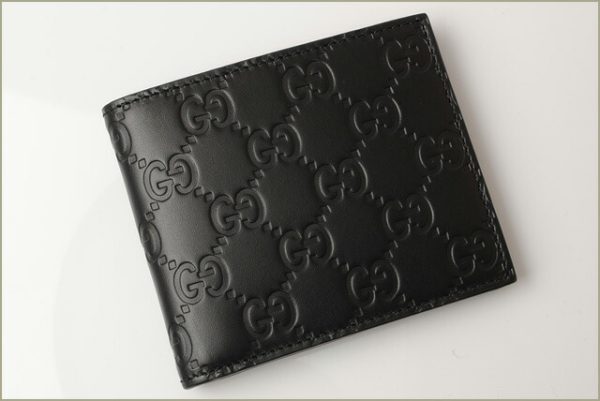 g 18 015 2 Gucci BillfWallet Guccisima Black