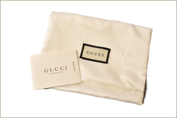 g 18 026 7 Gucci Coin Case GG Supreme Brown Beige