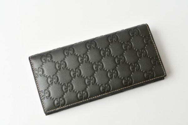 g 832 2 Gucci Long Wallet Guccisima Khaki