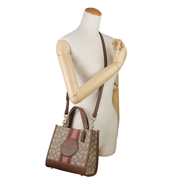 gcoc8417imvgb 6 Coach Signature Jacquard Tote Bag Beige