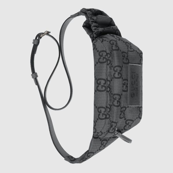 gu 1052 4 GUCCI GG Polyester Large Belt Bag Black