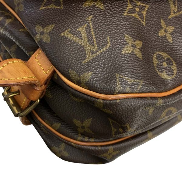 i21 194 10 Louis Vuitton Saumur 30 Shoulder Bag Monogram Brown