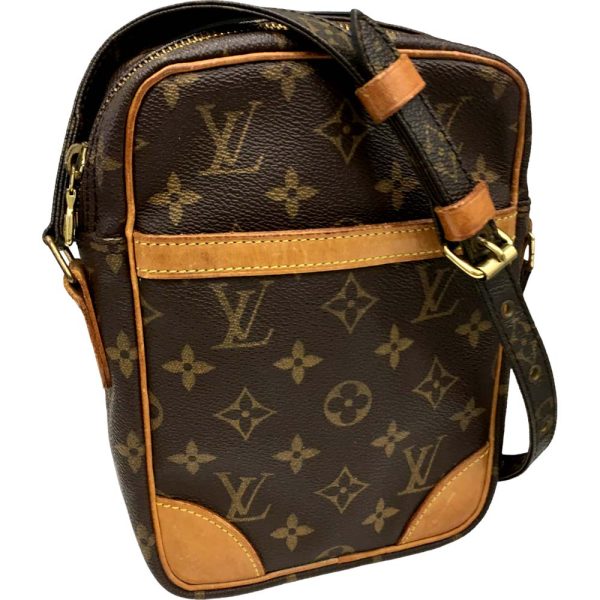 i21 430 1 Louis Vuitton Danube Shoulder Bag Monogram Brown