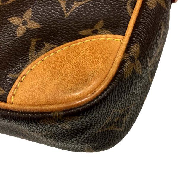 i21 430 11 Louis Vuitton Danube Shoulder Bag Monogram Brown