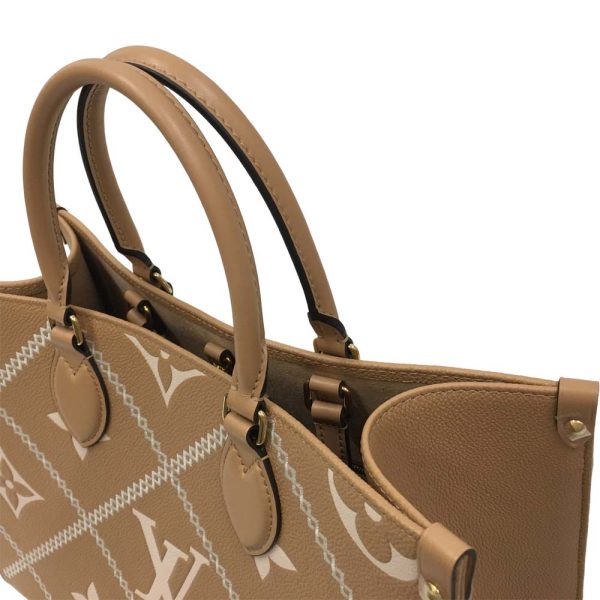 i22 1765 10 Louis Vuitton On the Go MM 2WAY Bag Broderie Beige